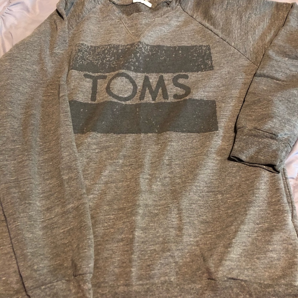 toms crewneck sweatshirt🦋